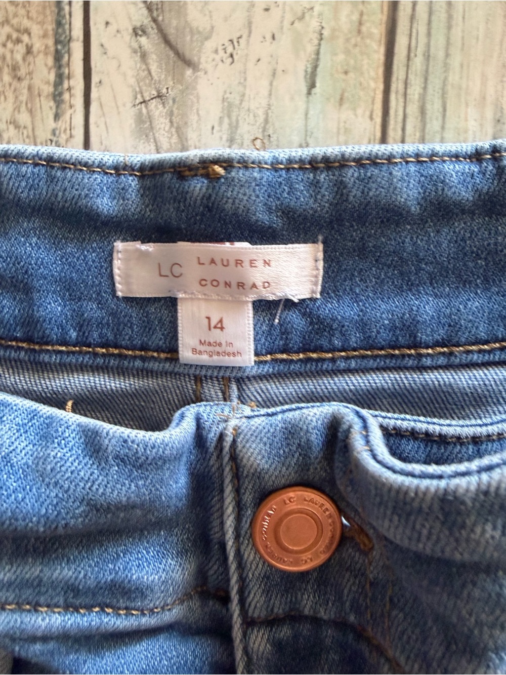 LC Lauren Conrad The Super High Rise Wildflower Shorts - Picture 9 of 9